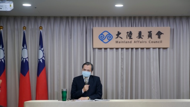 台湾启动对香港抗争者的援助,陆委会主委陈明通6月18日召开记者会,公布香港人道援助关怀行动专案(美国之音黄丽玲摄)