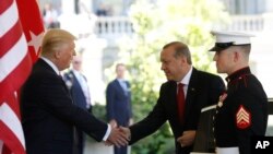 El presidente Donald Trump destacó que la "fuerte"relación con Turquía, "la haremos mejor".
