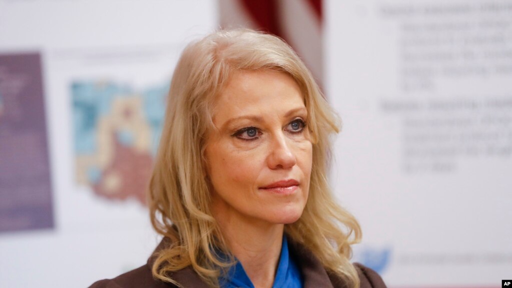 White House adviser defends handling of abuse accusations against key aide (voanews.com)