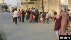Người dân ở Houla, Syria, buộc phải rời bỏ nhà cửa vì chiến tranh, bạo lực và đàn áp.