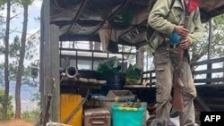 ခ်င္းကာကြယ္ေရးတပ္ CDF မွ ျမန္မာစစ္ယာဥ္တန္းတခုအားေမလအတြင္းတိုက္ခိုက္သိမ္းပိုက္ခဲ့စဥ္ (ဓာတ္ပံု - Chin World)