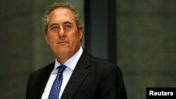 El representante comercial de Estados Unidos, Michael Froman, dice que Beijing daña las exportaciones agrícolas estadounidenses.