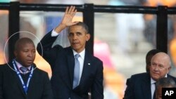 美國總統奧巴馬2013年12月訪問南非。