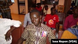 Patrice Kere est l'un des blessés, au Burkina, le 27 septembre 2016. (VOA/Issa Napon)
