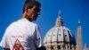 Vaticano expulsa a curas pederastas