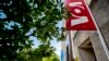 Gedung Voice of America di Washington D.C, 15 Juni 2020. (Foto: Andrew Harnik/AP)