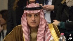 وزیر خارجه عربستان همچنین روز یکشنبه ایران را به پاشیدن تخم فتنه در عراق متهم کرد.