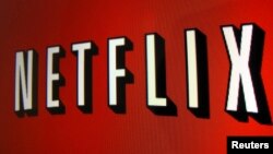 En mayo, Netflix subió los precios de suscripción para miembros nuevos por $1 dólar.