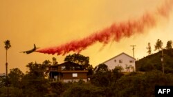 Фото для ілюстрації: тушіння пожежі в Каліфорнії 18 серпня 2020 року