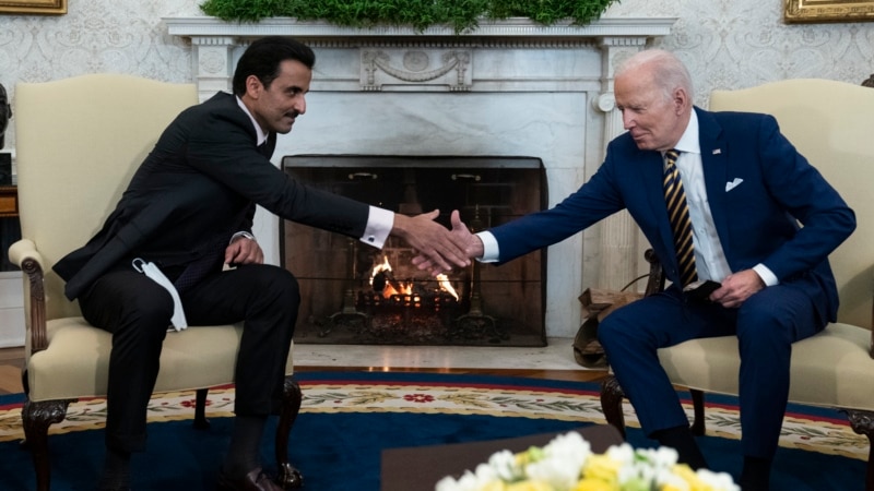 Biden dan Pemimpin Qatar Bahas Pasokan Energi ke Eropa Bila Rusia Invasi Ukraina