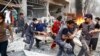 فعالان سوری: بیش از ۸۰ نفر در حمله به بازاری در دوما کشته شدند