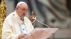 Pope, in New Year's Homily, Praises Women as Peacemakers