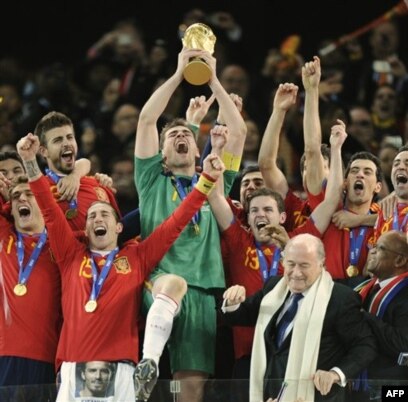 Чемпионат мира футболу 2010 германия испания Чемпионат мира футболу 2010 германия испания