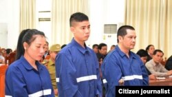 ຈຳເລີຍທັງ 3 ຄົນດັ່ງກ່າວ ທີ່ປະກອບດ້ວຍນາງ ກະລຸນາ (ອາຍຸ 33 ປີ), ທ້າວ ຈັນທະວີສຸກ (ອາຍຸ 22 ປີ) ແລະ ທ້າວ ລິນຍຸລາ (ອາຍຸ 38 ປີ) ທີ່ມີພູມລຳເນົາຢູ່ໃນເຂດແຂວງສະຫວັນນະເຂດ.