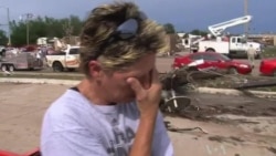 Victims of Oklahoma Tornado Get Help From Near and Far