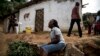 Kinshasa enterre les victimes des inondations