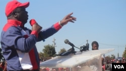 Prime Minister Morgan Tsvangirai addressing people in Chegutu, Mashonaland West Province on Saturday