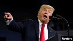 U.S. President Donald Trump speaks during a "Make America Great Again" rally in Evansville, Indiana, Aug. 30, 2018.