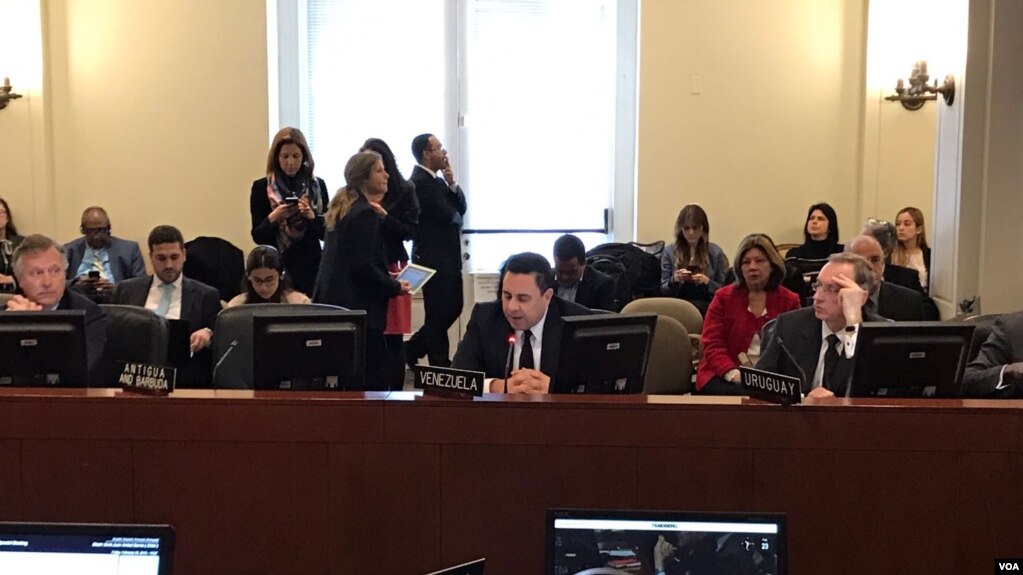 El representante de Venezuela ante la OEA rechazó cualquier pretención de la organización de decidir sobre el futuro del país sudamericano.