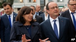 Anne Hidalgo, maire de Paris, et François Hollande, président de la république française, lors d'une visite à Paris le 9 mai 2016.