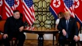 Tổng thống Mỹ Donald Trump gặp lãnh đạo Triều Tiên Kim Jong Un tại Hà Nội hôm 28/2/19.