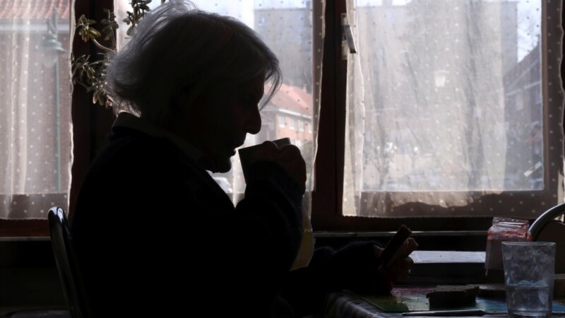 Learn the Cause of ‘Cabin Fever’