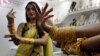Untuk Menopang Ekonomi, India Berupaya Kurangi Impor Emas