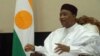 Grande manifestation de "soutien" au président nigérien Issoufou