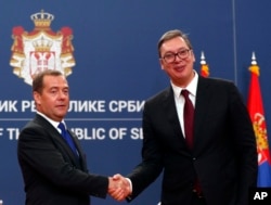 Predsednik Srbije Aleksandar Vučić tokom susreta sa premijerom Rusije Dmitrijem Medvedevim, u Beogradu, 19. oktobra 2019.