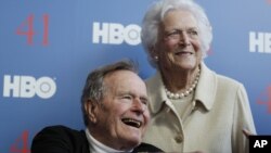 Джордж Буш-старший и Барбара Буш