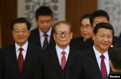 统治中国多年的江泽民的今昔和是非 80图 Page 18