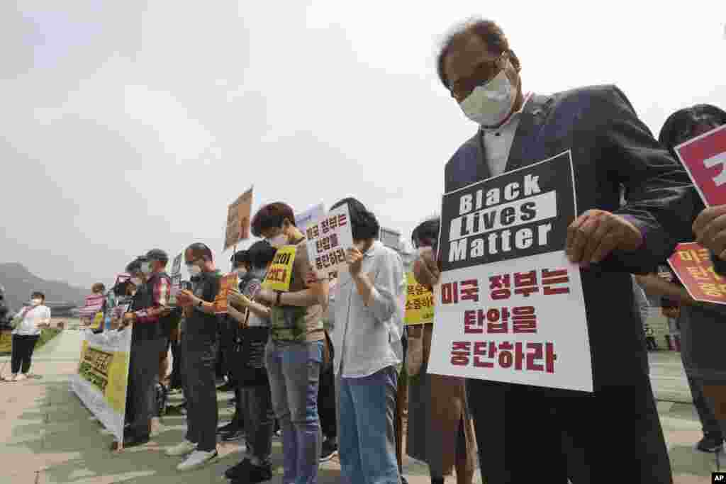 တောင်ကိုရီးယားနိုင်ငံ ဆိုးလ်မြို့က ဆန္ဒပြပွဲ&nbsp;မြင်ကွင်း။ (ဇွန် ၀၅၊ ၂၀၂၀)
