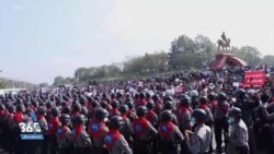 سومین روز اعتراض هزاران نفر به کودتای نظامیان در میانمار