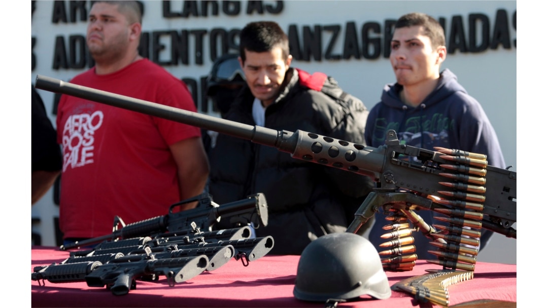Terduga anggota kartel narkoba Meksiko "Arellano Felix" di Tijuana 10 Februari 2010. (Foto: Reuters)