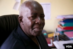 Pierre-Claver Mbonimpa in Burundi, Dec. 11, 2014. (VOA / H. McNeish)
