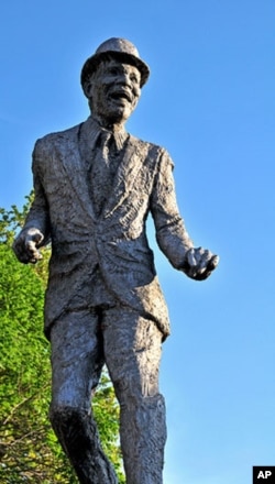 Bill Bojangles Robinson's statue in Jackson Ward shows the flair of the legendary vaudeville and movie dancer.