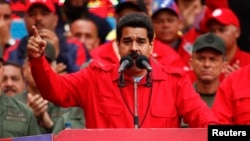 El presidente Nicolás Maduro habló en cadena nacional de radio y televisión desde el Palacio de Miraflores.