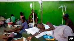 Victims of cholera receive treatment at a cholera center in Anse D'Hainault, Haiti, Oct. 11, 2016. The U.N. said Hurricane Matthew has increased the risk of a "renewed spike" in the number of cholera cases. 