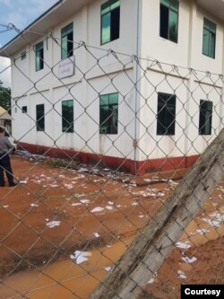 ပဲခူးတိုင္းေရြးေကာက္ပြဲေကာ္မရွင္႐ံုးဝန္း ျမင္ကြင္း။ (ဓာတ္ပံု - Ko Thu Yain Ko Yain - ႏိုဝင္ဘာ ၆၊ ၂၀၂၀)