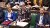 Theresa May défend l'accord de Brexit au Parlement et en Ecosse