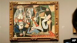 Salah satu lukisan Picasso, "Women of Algiers (Version O)," 1955, ketika dipamerkan di The National Gallery, London (foto: dok).