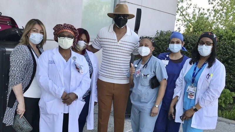 In Virus Crisis, People Find Purpose in Helping Others