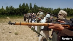 Talibanski borci osvajaju sve više gradova u Avganistanu