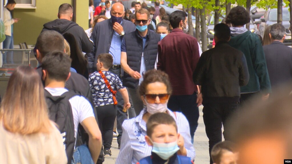 Shkollimi i të rinjëve dhe nevojat e tregut të punës në Kosovë