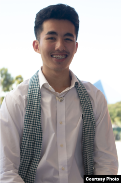 លោក Sovannprina Kiet ប្រធាន​សមាគម​និស្សិត Cambodian Student Society និង​ជា​និស្សិត​បរិញ្ញាបត្រ​ផ្នែក​វិស្វកម្ម​មេកានិច​នៃ​សាកល​វិទ្យាល័យ California State University Long Beach។ (រូបថត​ផ្តល់ឲ្យ)