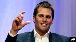 El quarterback de Nueva Inglaterra, Tom Brady, fue castigado con cuatro juegos de suspensión por su participación en el "Deflagate".