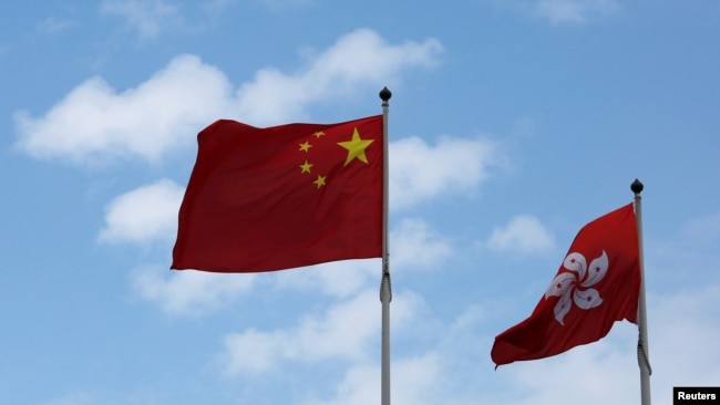 中国国旗与香港特区旗帜 