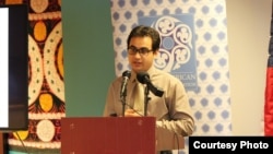 Umed Boltayev, Kolumbiya Universiteti aspiranti. Surat Tojik American Madaniy uyushmasi saytidan olindi (Tajik American Scholars' Symposium)