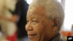 Nelson Mandela foi hospitalizado no Hospital de Pretória