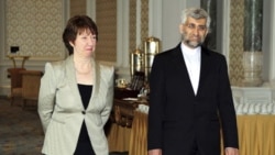 سعید جلیلی، مذاکره کننده ارشد هسته ای جمهوری اسلامی و کاترین اشتون، رئیس سیاست خارجی اتحادیه اروپا در استانبول
